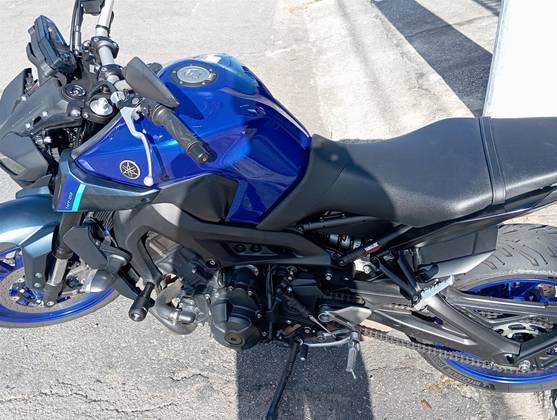 YAMAHA MT-09 YAMAHA MT-09
